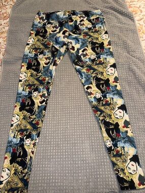 Lularoe Snow White leggings